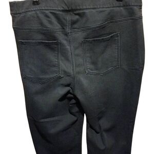 Divine Denim by Isaac Mizrahi live women's jeans size 18w cotton poly blend Blac